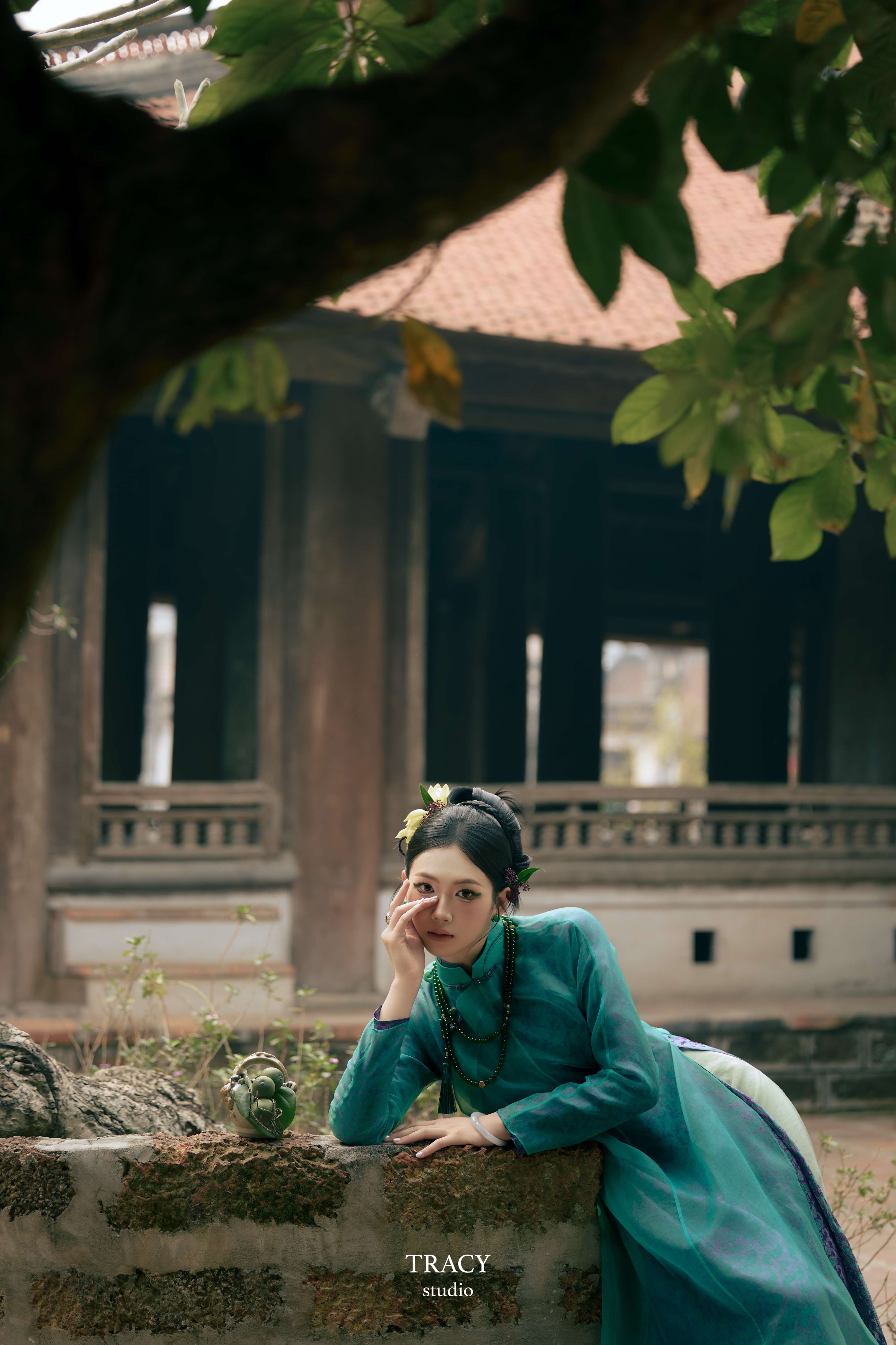 frontend/img/gallery/anh-tet-yem-ao-dai/tracy-studio-chup-ao-dai-anh-thu (11).jpg